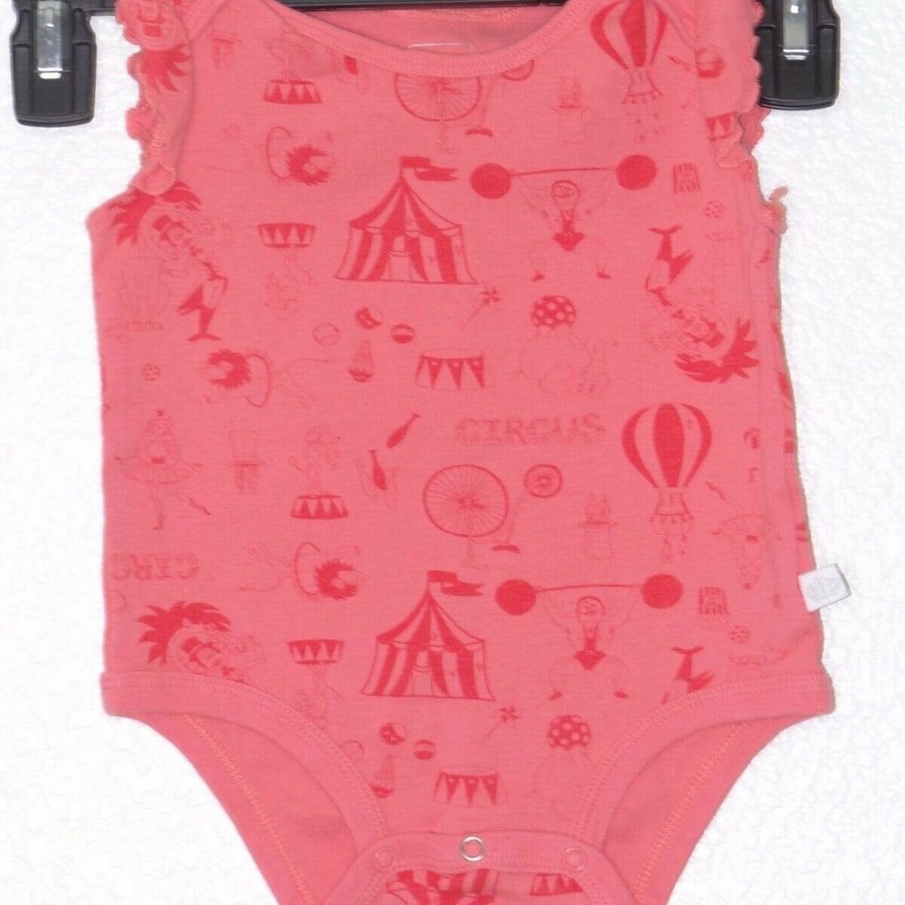 Rosie Pope RP Baby 6-9 months Girls One Piece Circus Coral Onsie